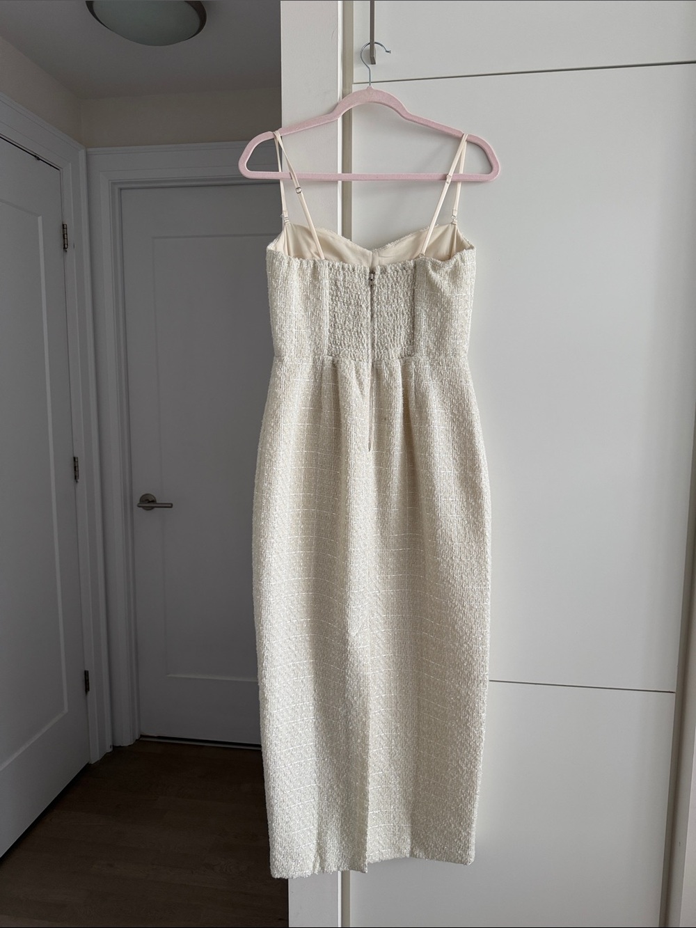 Reformation Lakia Dress Ivory - Size 6 - Picture 10 of 13